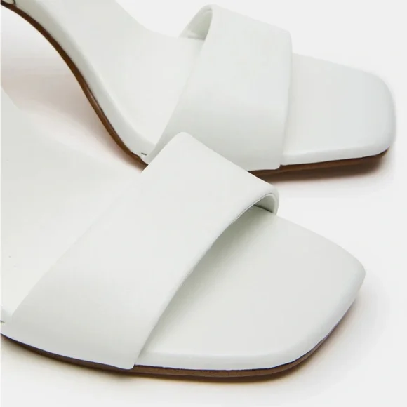 Steve Madden White Leather Messa Block Heel Ankle Strap Sandals - Picture 11 of 11